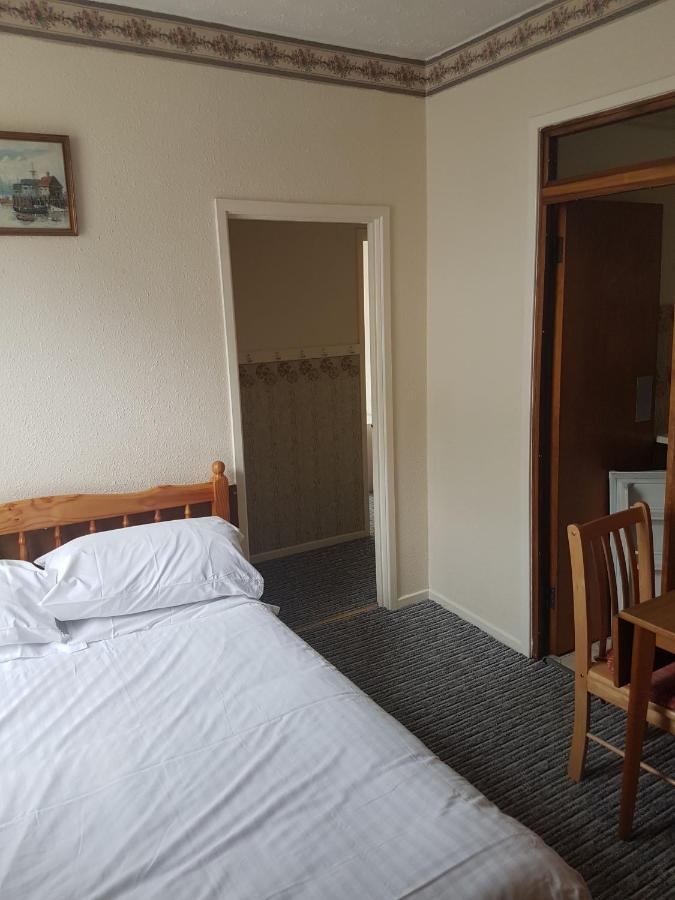 4 Berth Ground Floor Flat Apsley 1